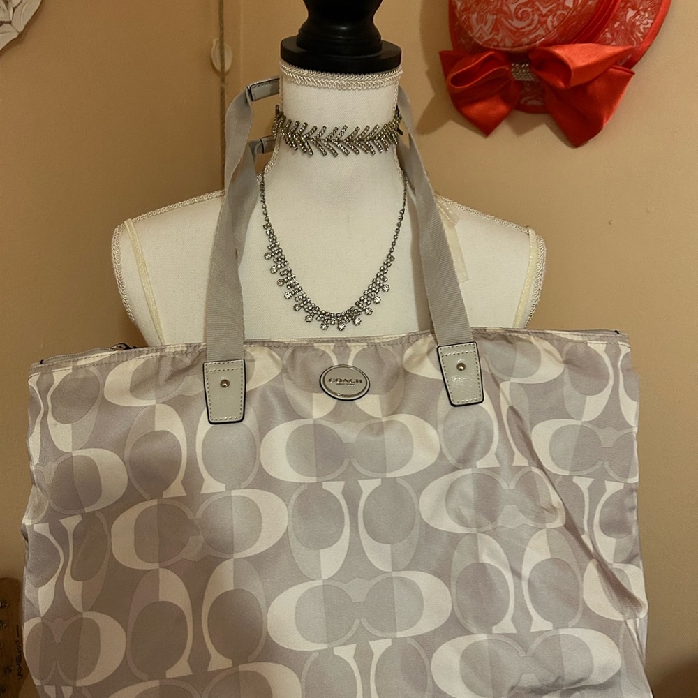 Coach Gray Signature Tote Bag with detachable cosmetics bag. NWT